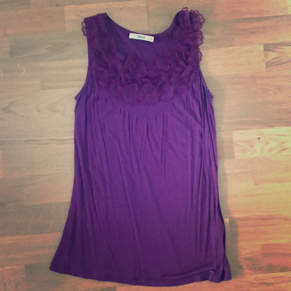 Purple flower detail top